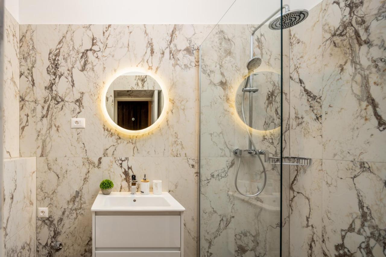 Boutique Lux Rooms Odello Split Old Town Buitenkant foto