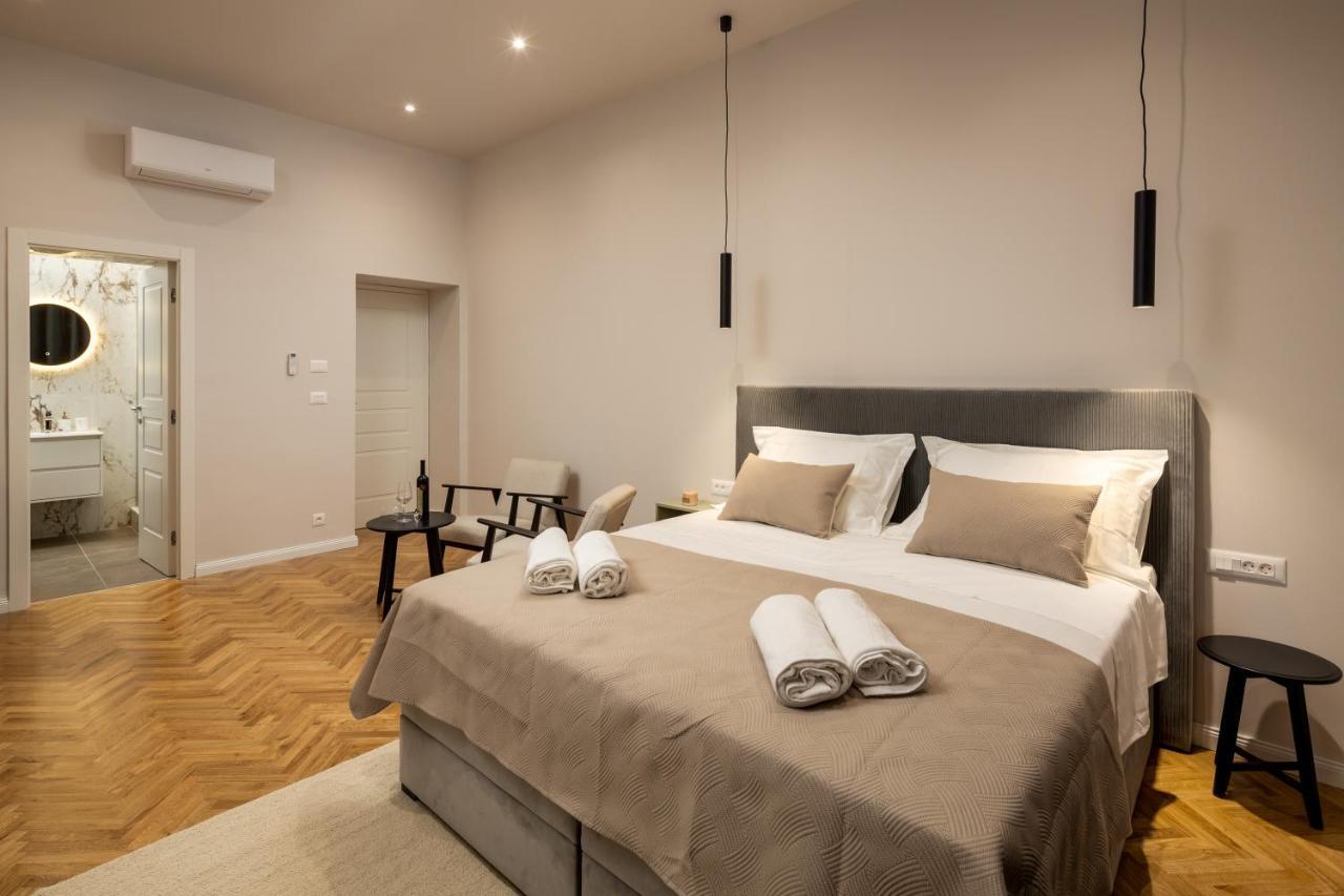 Boutique Lux Rooms Odello Split Old Town Buitenkant foto