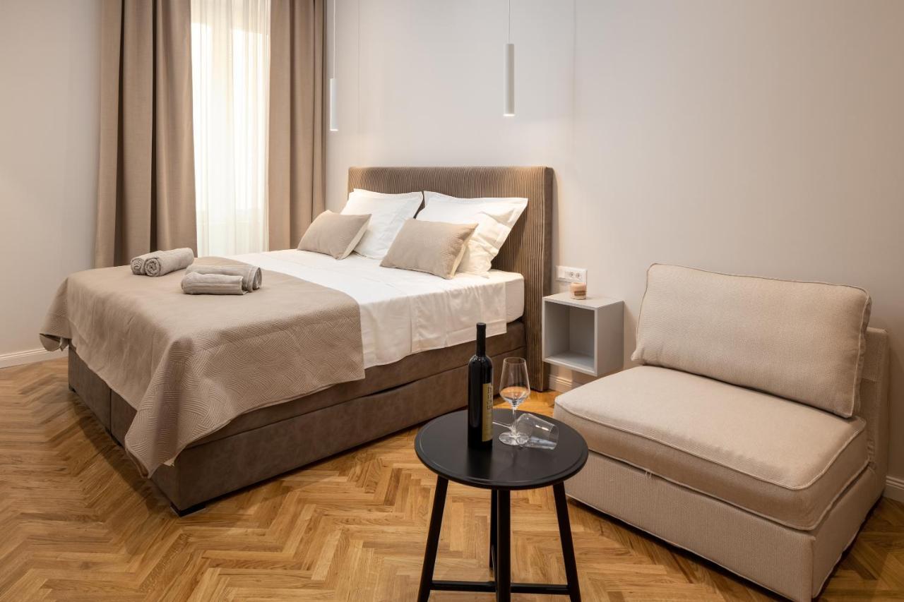 Boutique Lux Rooms Odello Split Old Town Buitenkant foto
