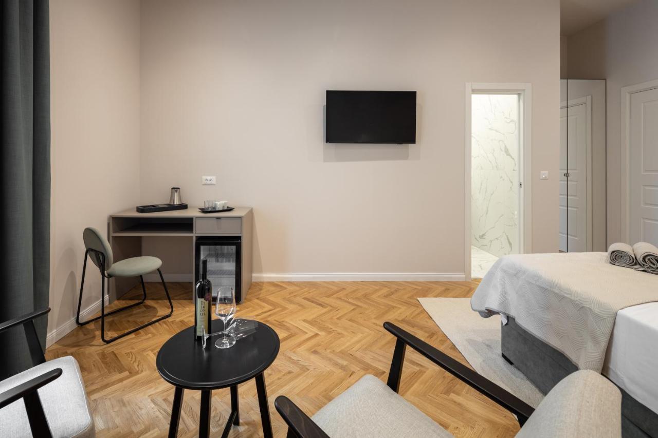 Boutique Lux Rooms Odello Split Old Town Buitenkant foto
